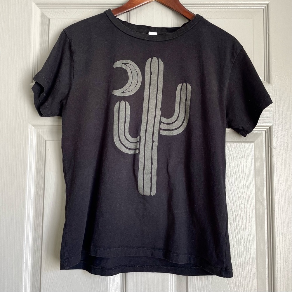 Minimalist Cactus Tee in Black and Gray